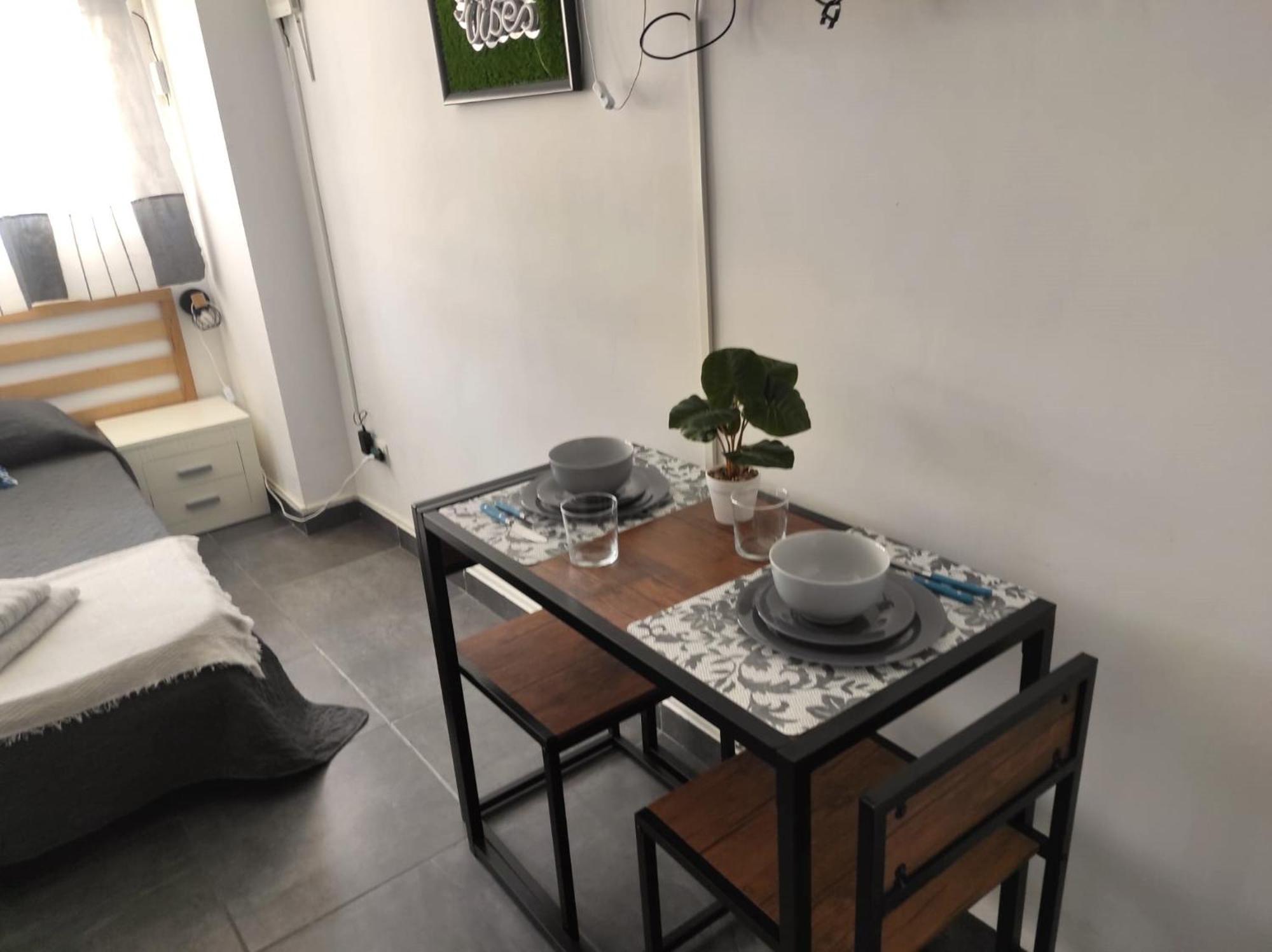 Estudio Reformado Y Centrico Con Piscina Y Wifi Acepta Mascotas Бенидорм Экстерьер фото